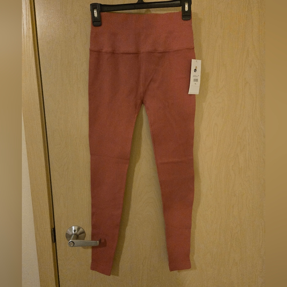 NWT Spiritual Gangster Metta Leggings Rust (M/L)